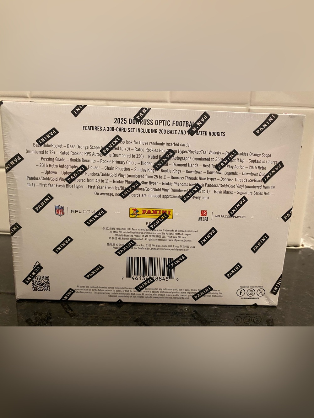 Panini - 2025 Donruss “Optic” NFL Football Mega Box (NEW/SEALED) - Picture 6 of 15
